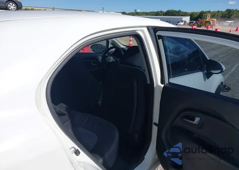 2013 Kia Rio Lx z USA, uszkodzony, nr VIN KNADM5A35D6162895